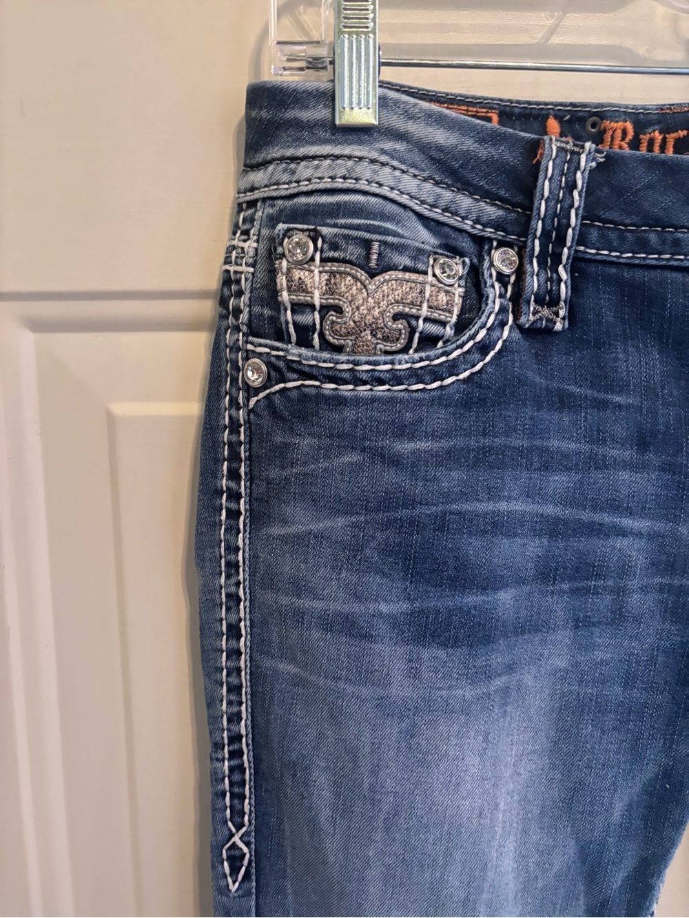 Rock Revival “Nancy” Cuffed Straight Leg Jeans - Picture 3 of 10